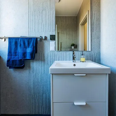 Seaside Modern By Ecru